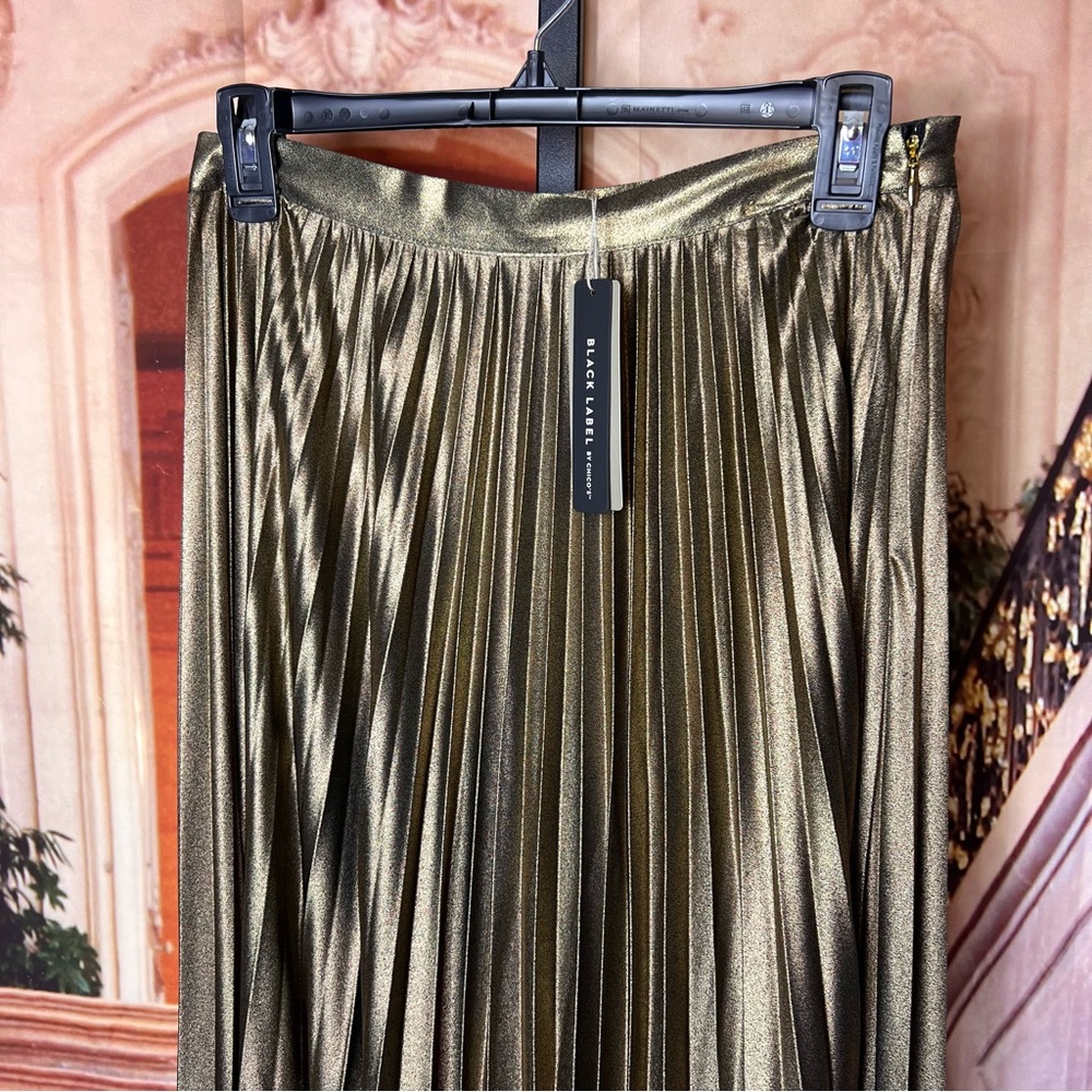 NWT Chico’s Metallic Pleated Skirt, Size 00, XS, beautiful, side zip - Picture 6 of 8